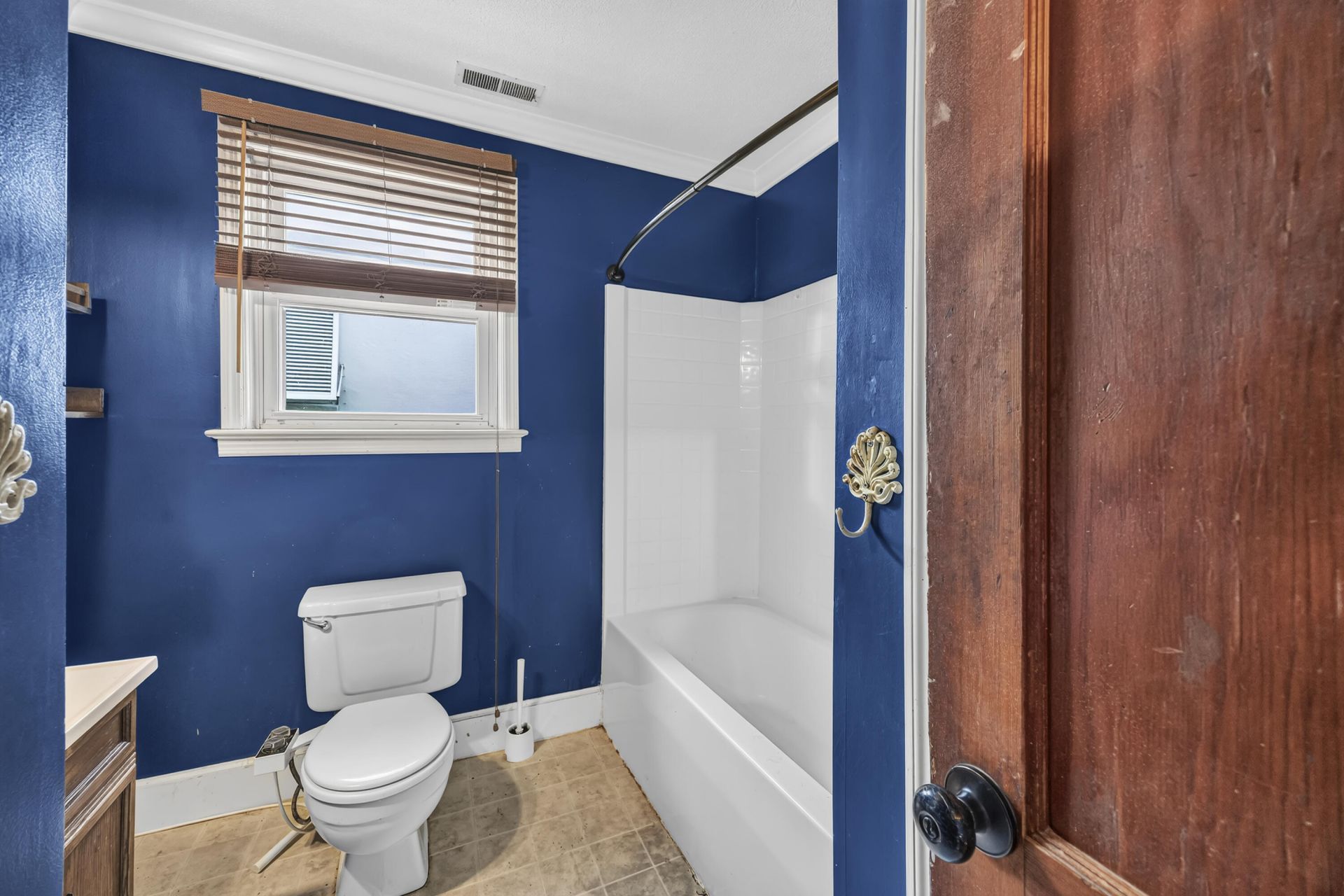 4435 Old Park Road Photo 17