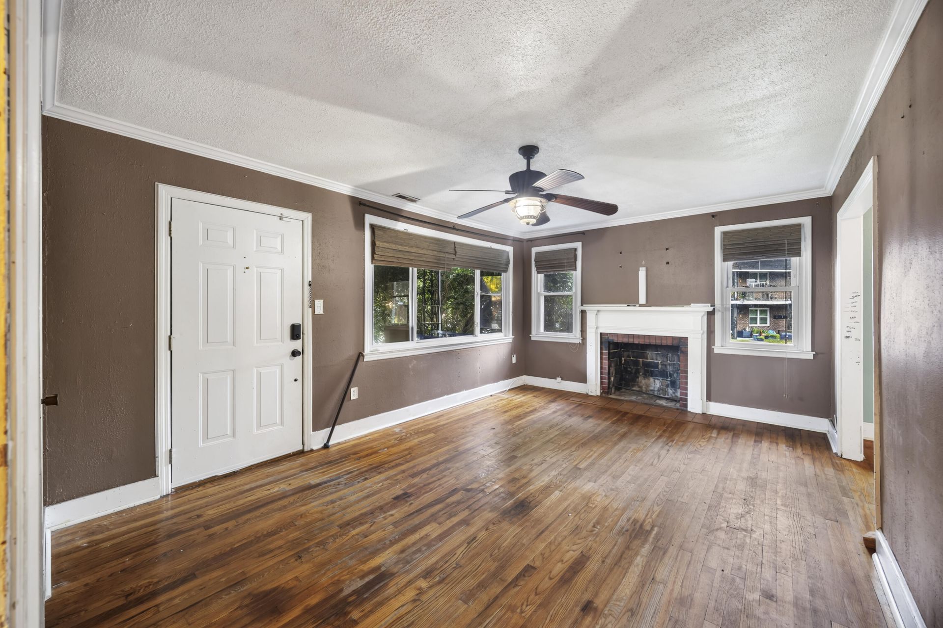 4435 Old Park Road Photo 2