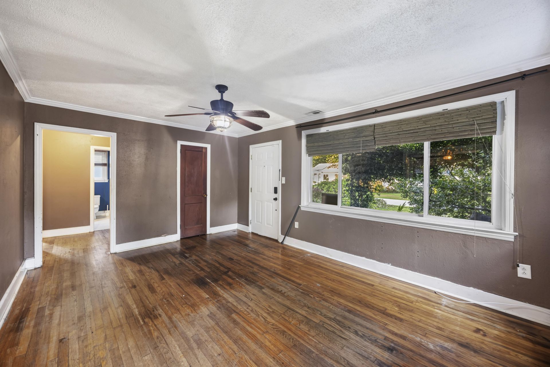 4435 Old Park Road Photo 3