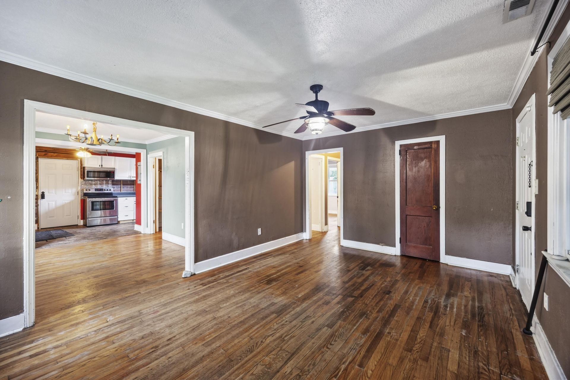4435 Old Park Road Photo 4