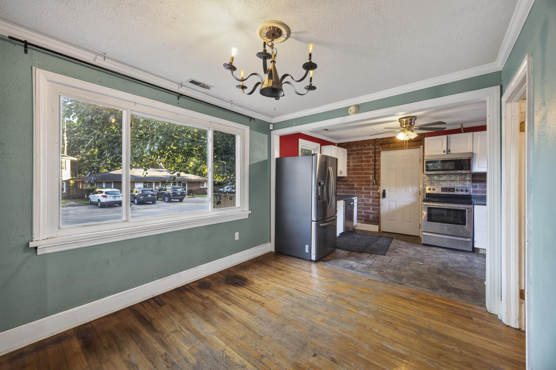 4435 Old Park Road Photo 6