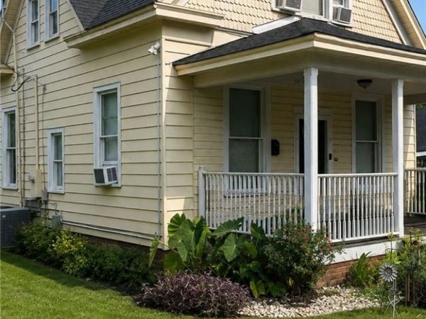 307 E Mitchell Street E, Fairmont, NC 28340