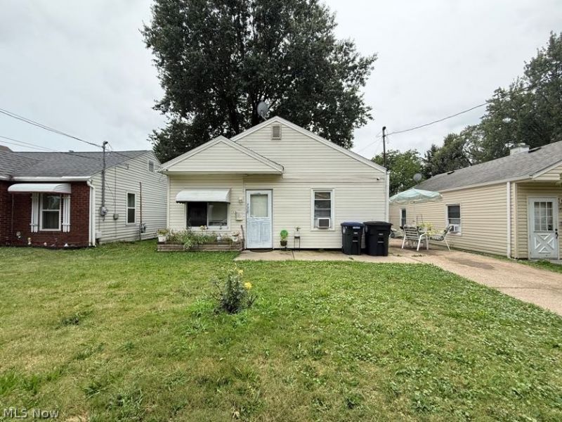 776 Triplett Boulevard, Akron, OH 44306 Photo 1