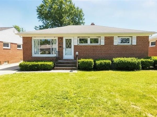1713 Empire Road, Wickliffe, OH 44092