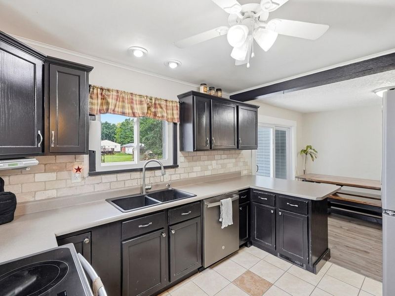 39 Oaksmere Road, Springfield, OH 45503 Photo 6