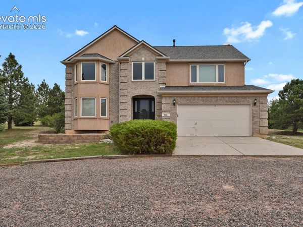 916 W Caribou Drive, Monument, CO 80132