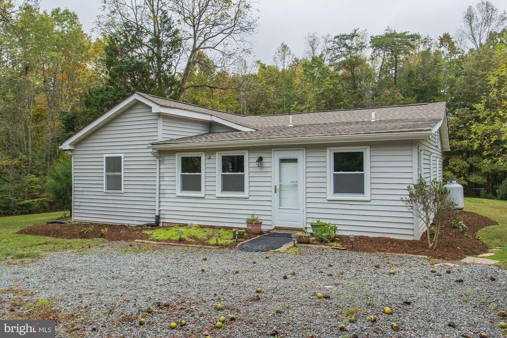 13715 Orlando Road, Nokesville, VA 20181 Main Photo
