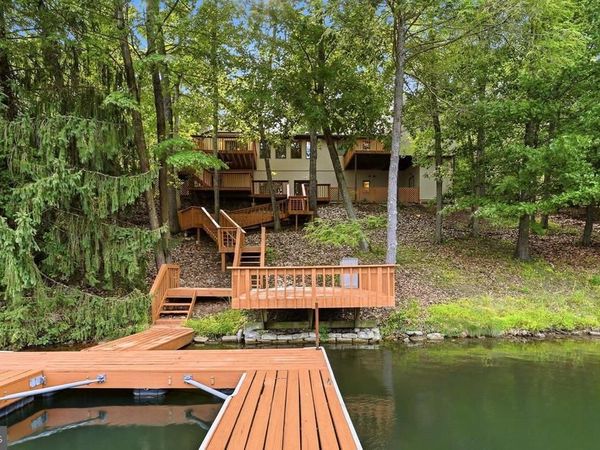 1003 LAKEVIEW DRIVE, CROSS JUNCTION, VA 22625