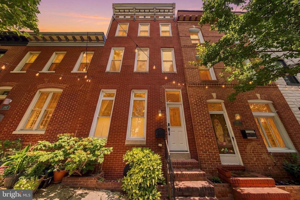 219 Collington Avenue S, Baltimore, MD 21231 Main Photo
