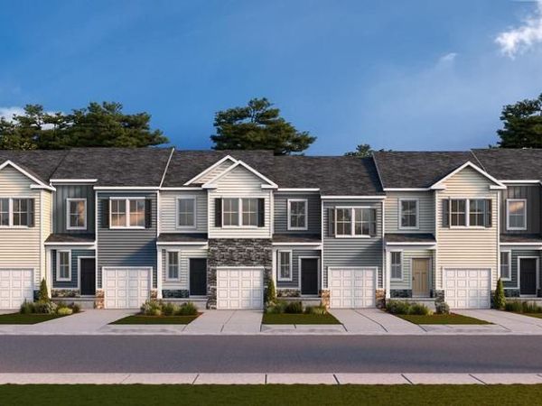 22 W STRASBURG ROAD, FRONT ROYAL, VA 22630