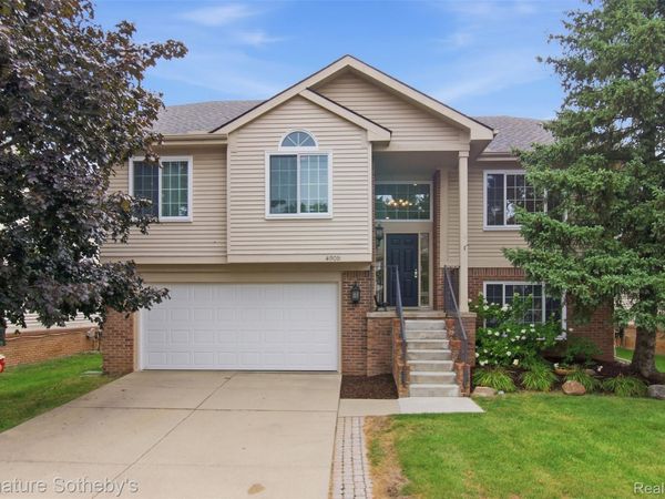 4905 Carrington Drive , Oakland Township, Mi 48306