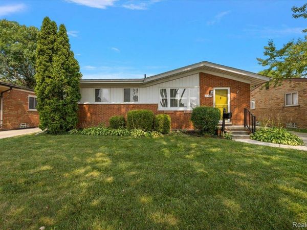 21513 Willow Wisp Street, St Clair Shores, Mi 48082