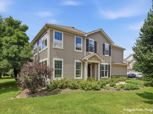 430 S Jade Lane , Round Lake, IL 60073