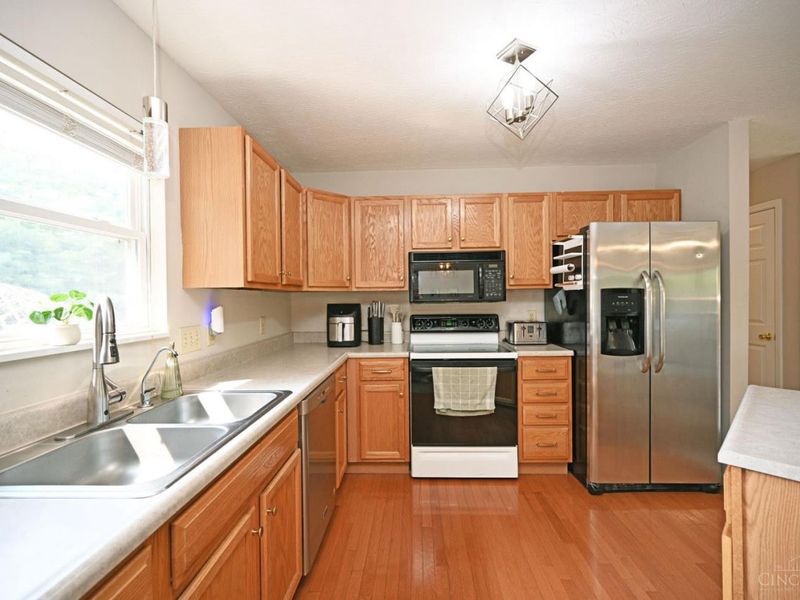 1845 Coralberry Court, Cincinnati, OH 45230 Photo 18