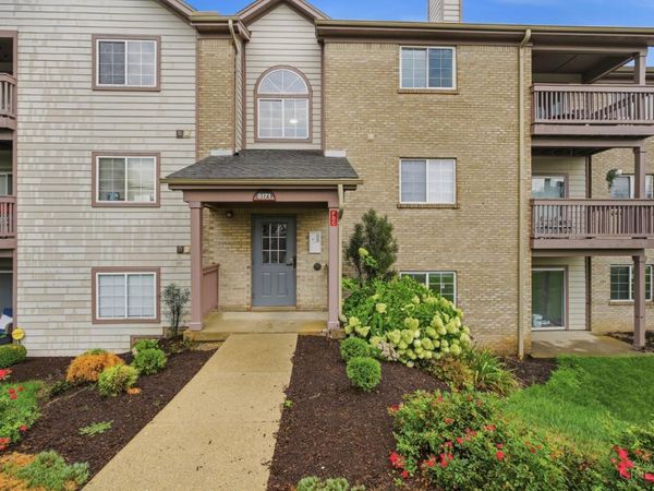 8171 Autumn Woods Lane, Unit 103, West Chester, OH 45069