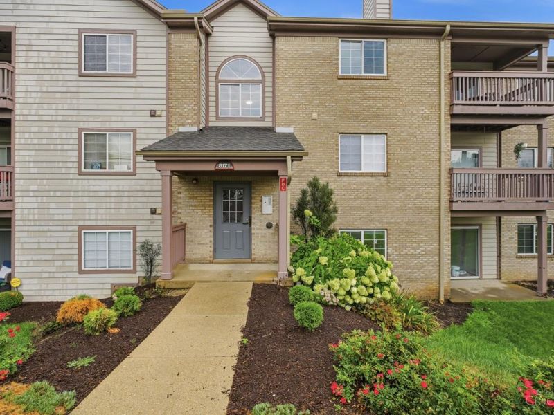 8171 Autumn Woods Lane, Unit 103, West Chester, OH 45069 Photo 1
