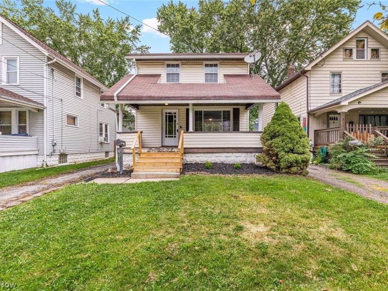 815 Grant Avenue, Cuyahoga Falls, OH 44221 Photo 1