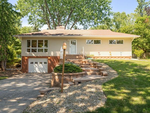 2001 Herschel Street , Roseville, MN 55113