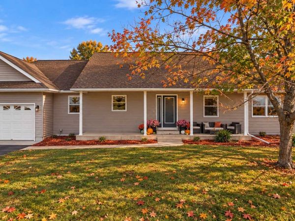 545 Kreuziger Road, River Falls, WI 54023