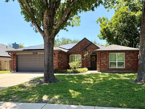 1008 Maplewood DR , Pflugerville, TX 78660