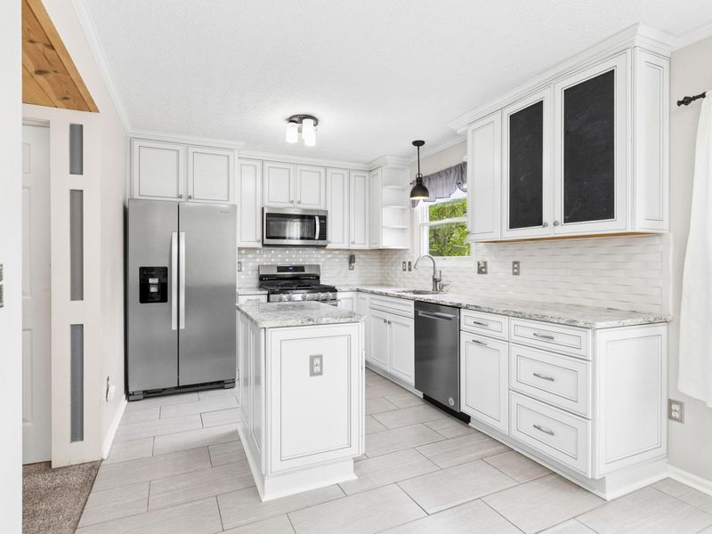 270 Westbear Court, Galloway, OH 43119 Photo 9