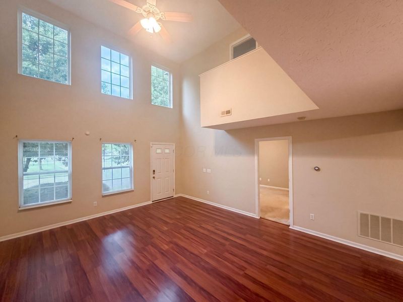 4186 Coble Bowman Way , Unit 15, Canal Winchester, OH 43110 Photo 3