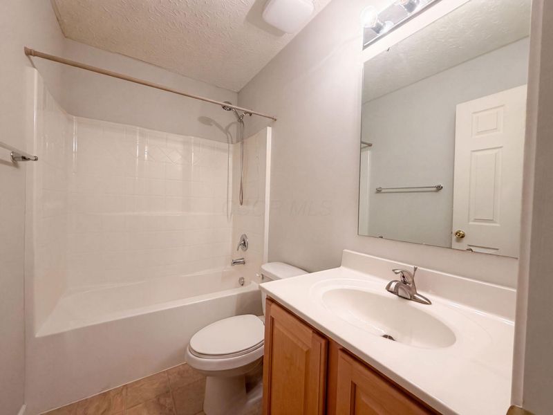 4186 Coble Bowman Way , Unit 15, Canal Winchester, OH 43110 Photo 30