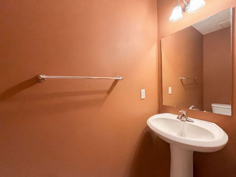 4186 Coble Bowman Way , Unit 15, Canal Winchester, OH 43110 Photo 32