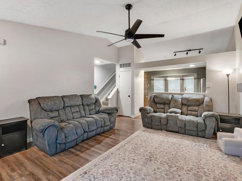 1451 Tera Alta Road, Columbus, OH 43207 Photo 7