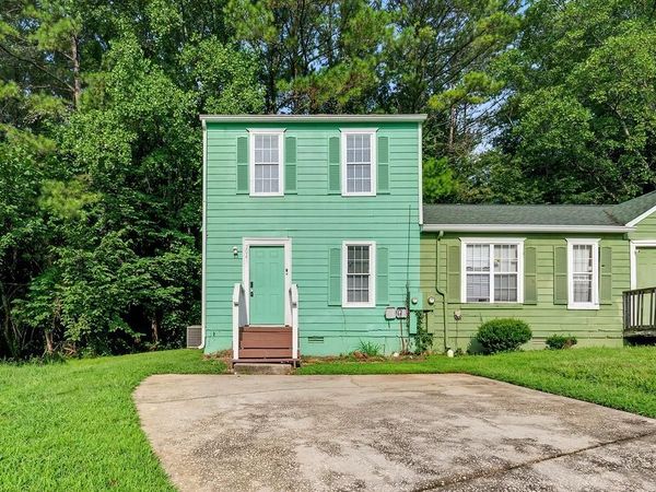 2041 Charter Manor , Lithonia, GA 30058
