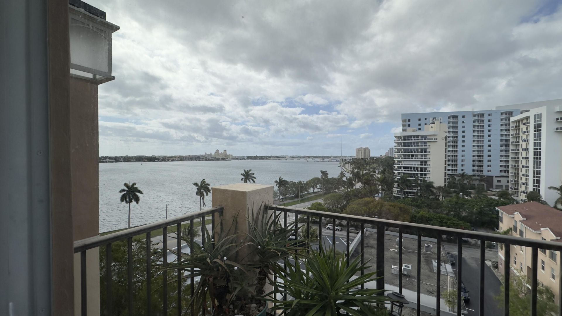1801 N Flagler Drive, Unit 910, West Palm Beach, FL 33407 Photo