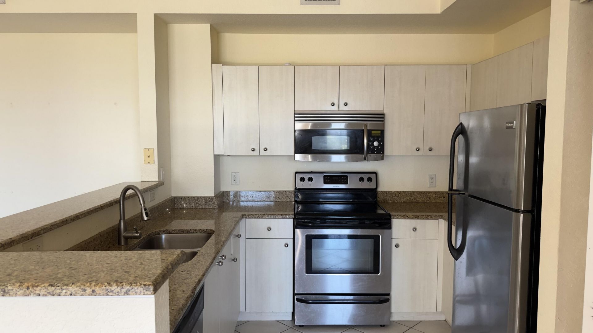 1801 N Flagler Drive, Unit 910, West Palm Beach, FL 33407 Photo