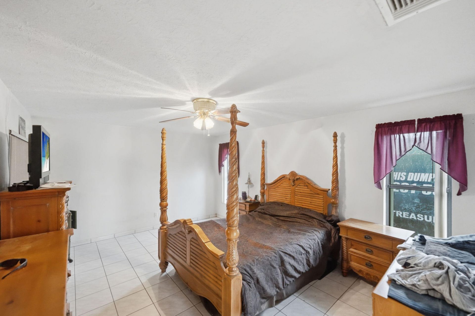 517 SE Felix Avenue, Port Saint Lucie, FL 34984 Photo