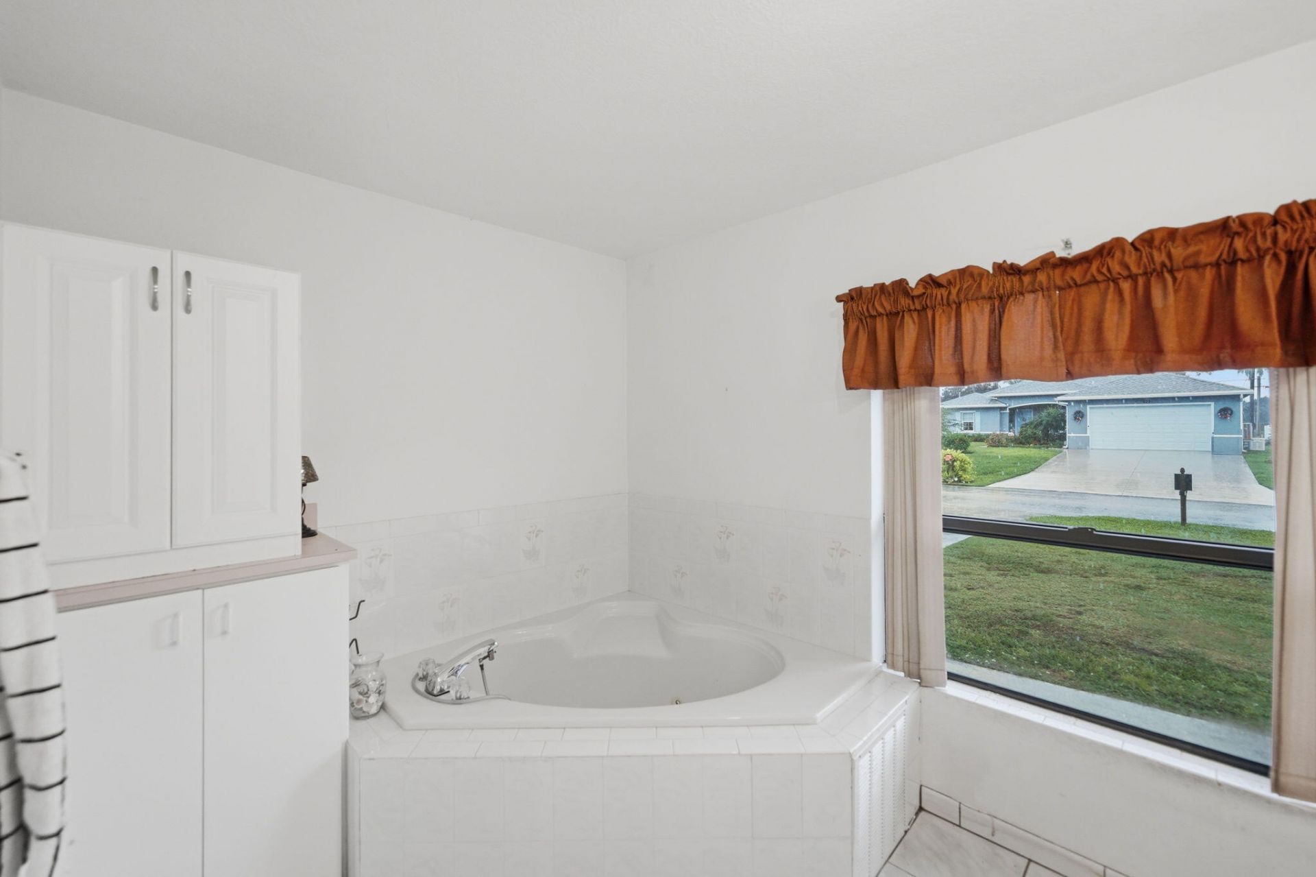 517 SE Felix Avenue, Port Saint Lucie, FL 34984 Photo