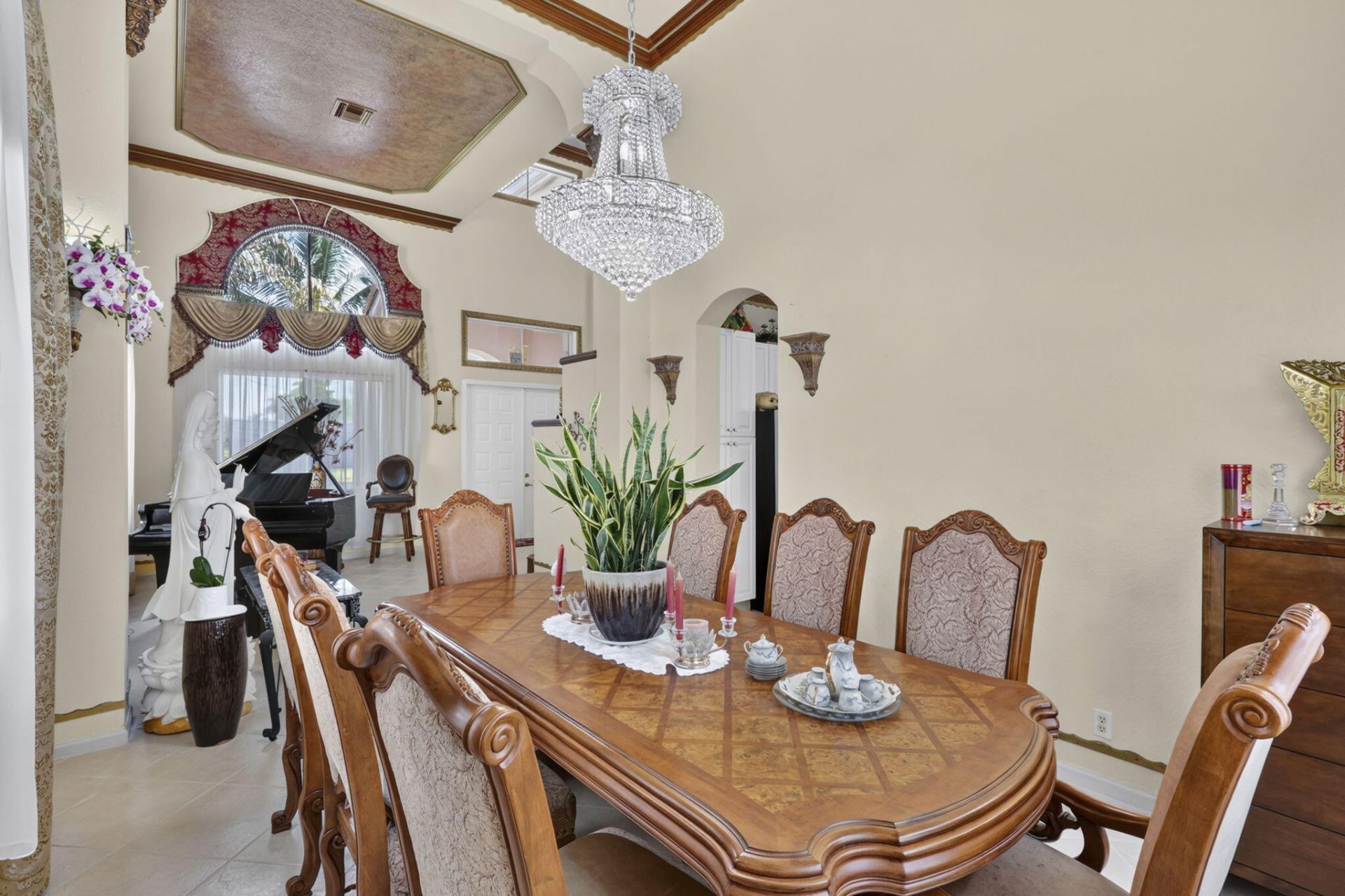 120 Isola Circle, Royal Palm Beach, FL 33411 Photo