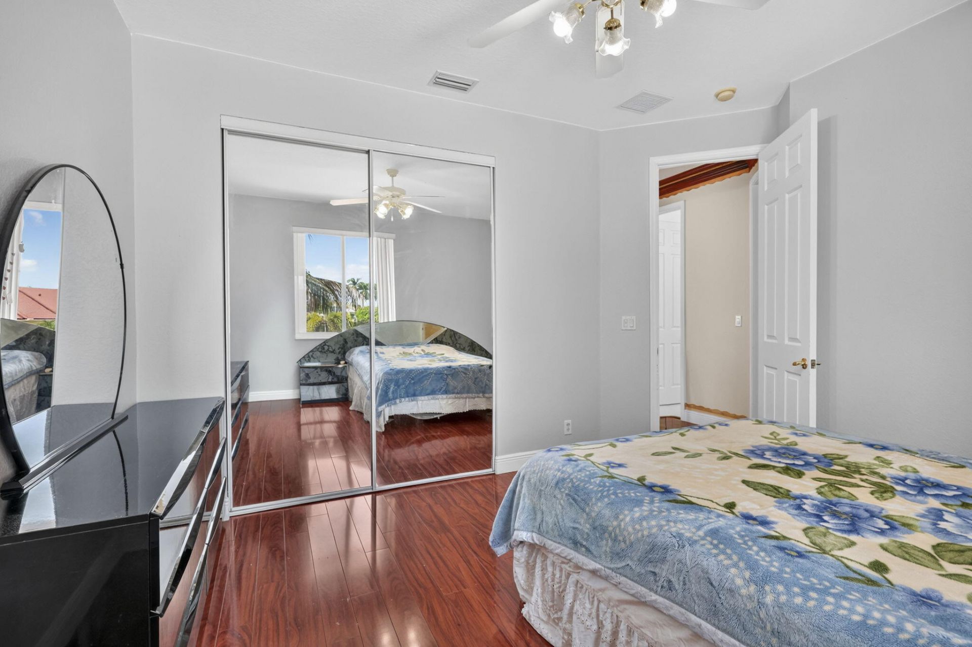 120 Isola Circle, Royal Palm Beach, FL 33411 Photo