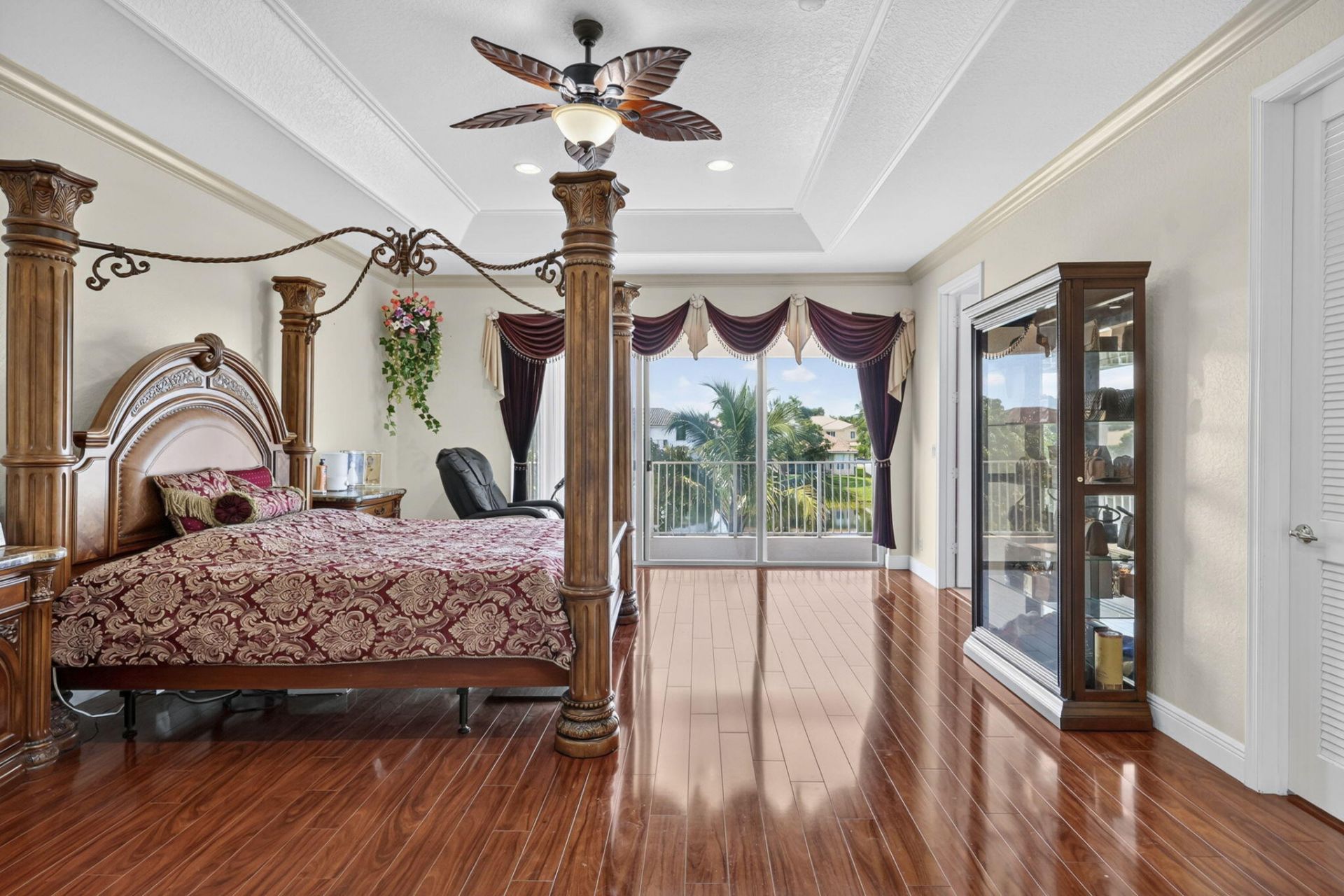 120 Isola Circle, Royal Palm Beach, FL 33411 Photo