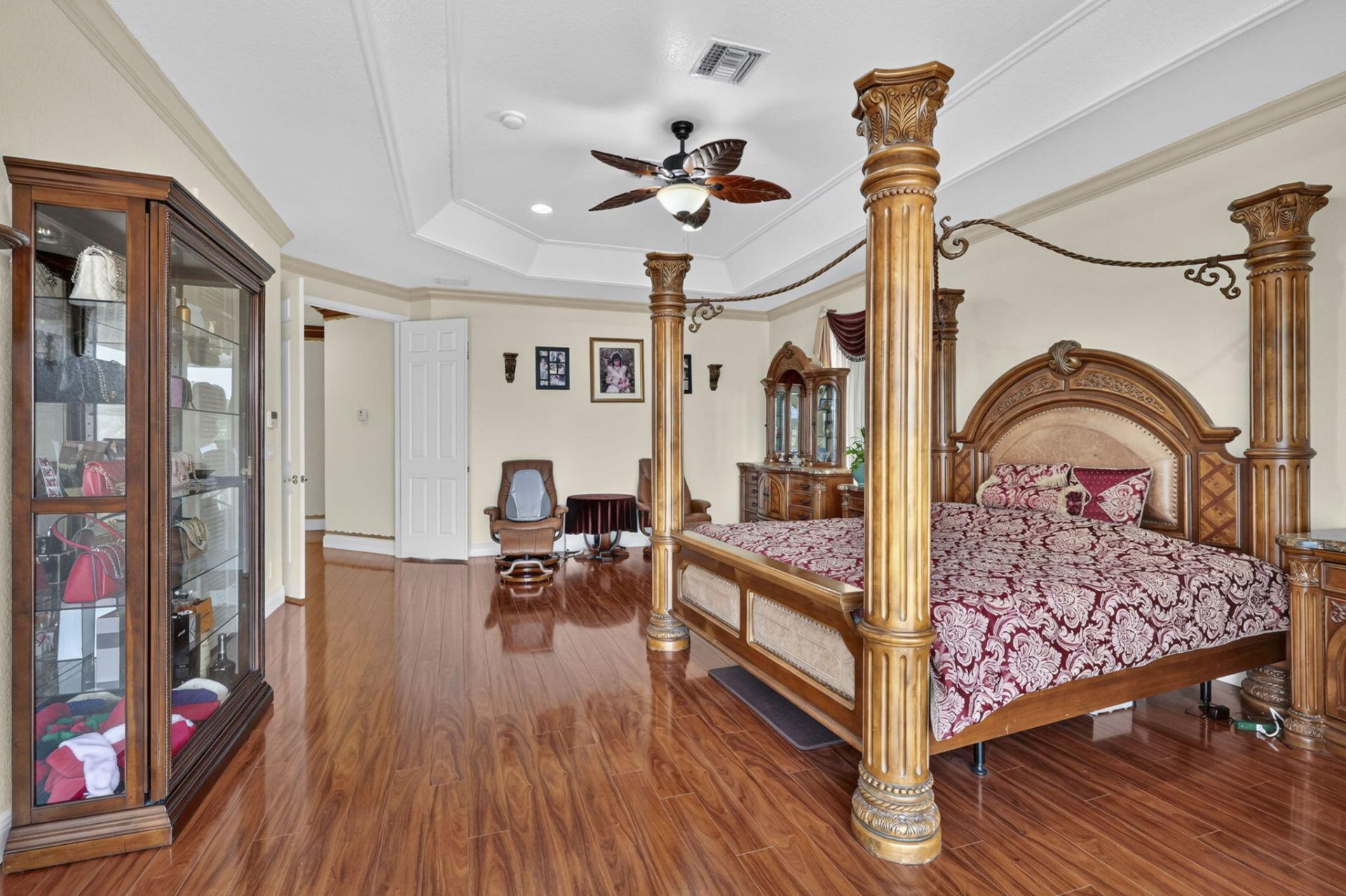 120 Isola Circle, Royal Palm Beach, FL 33411 Photo