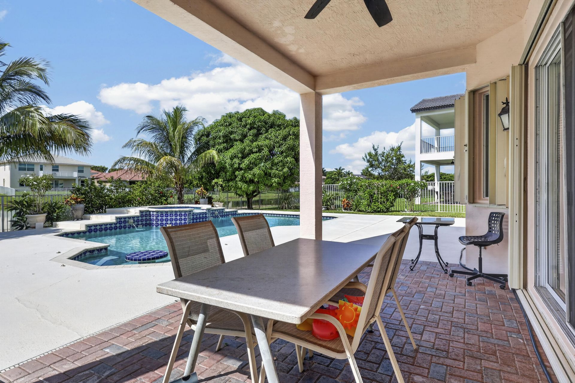 120 Isola Circle, Royal Palm Beach, FL 33411 Photo