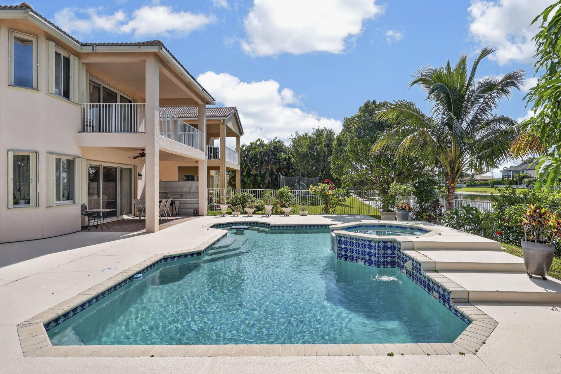 120 Isola Circle, Royal Palm Beach, FL 33411 Photo