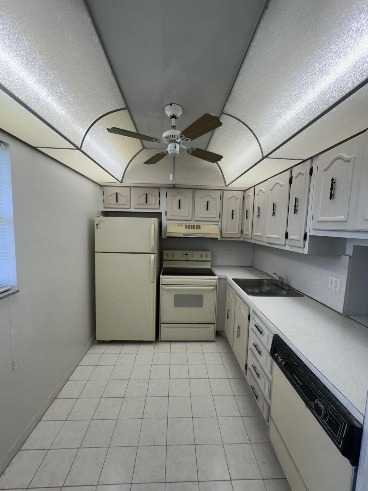 2600 NE 1st Lane, Unit 413, Boynton Beach, FL 33435 Photo