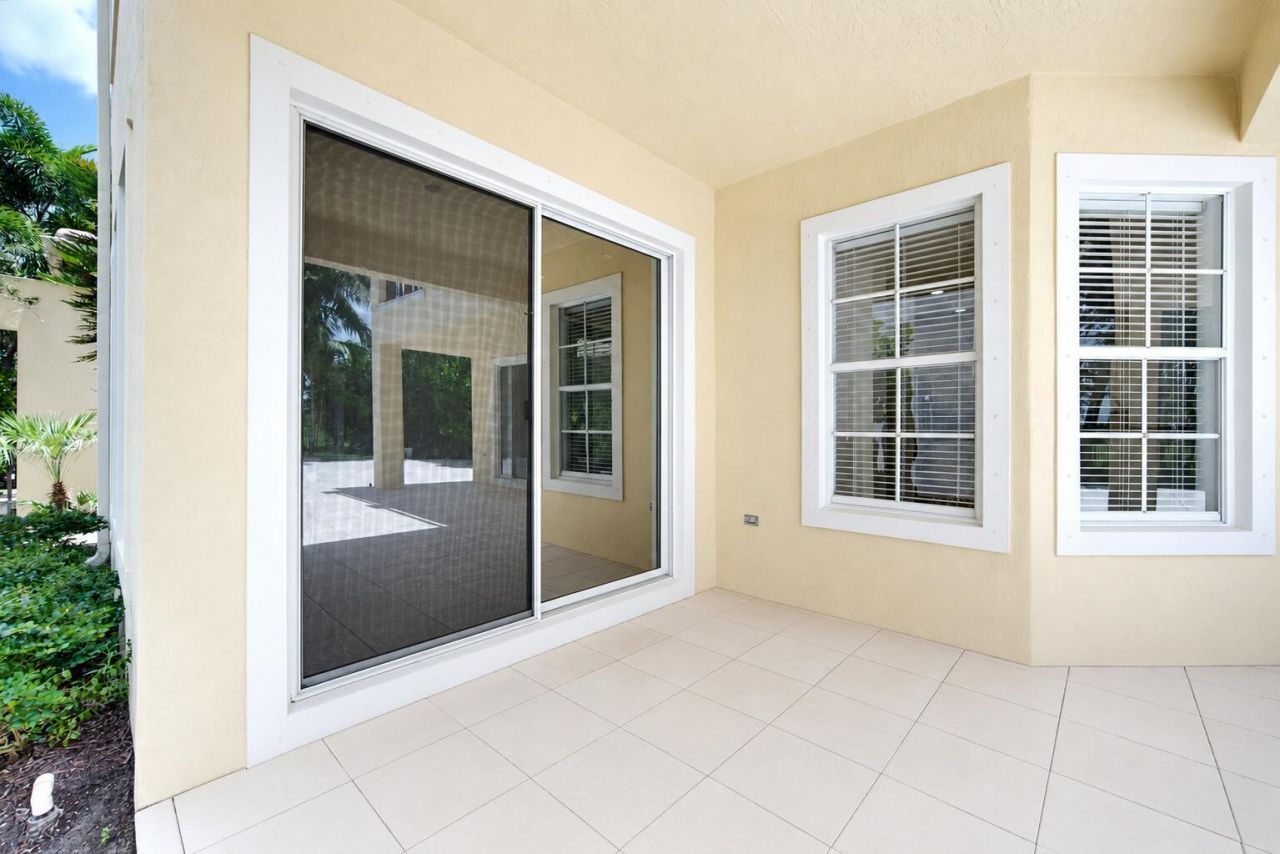 6679 NW 128th Way, Parkland, FL 33076 Photo