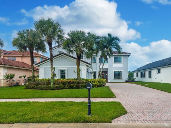 112 ISOLA Circle, Royal Palm Beach, FL 33411