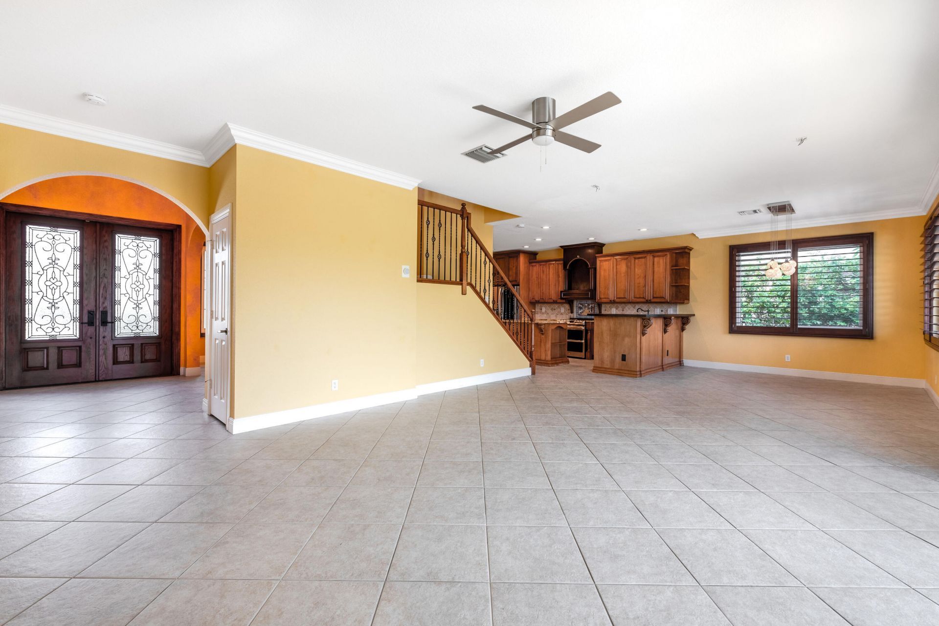 112 Isola Circle, Royal Palm Beach, FL 33411 Photo