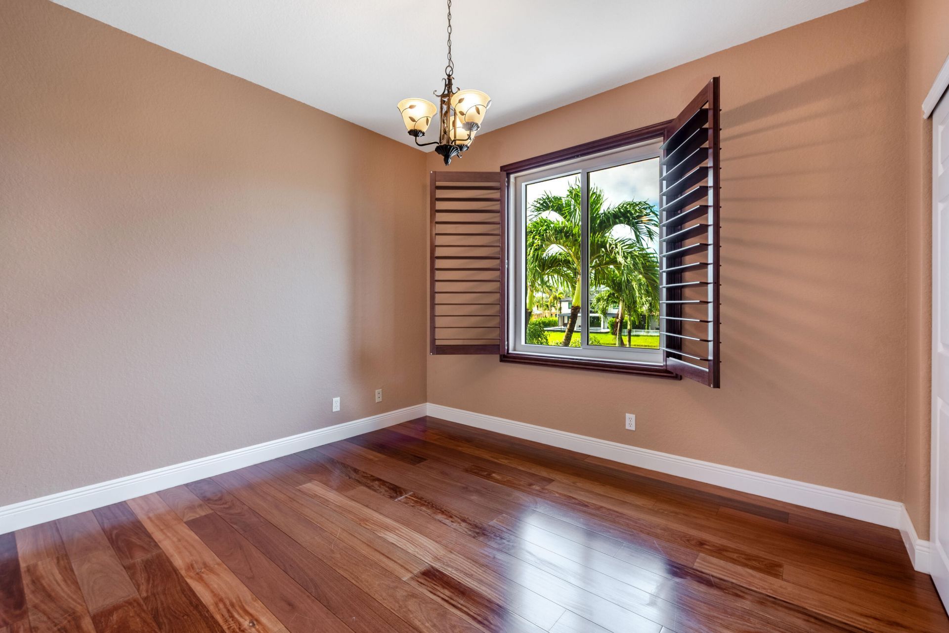 112 Isola Circle, Royal Palm Beach, FL 33411 Photo