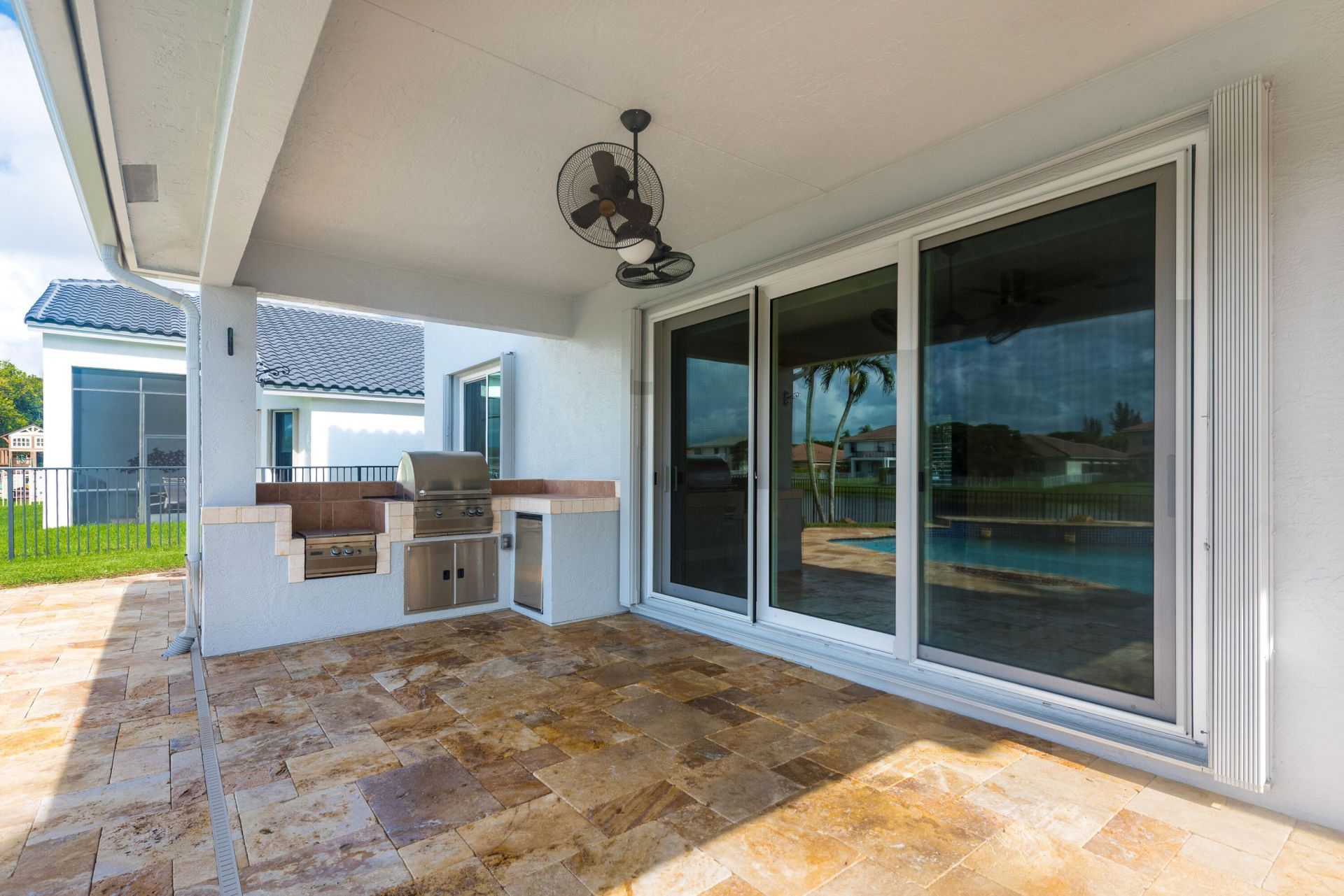 112 Isola Circle, Royal Palm Beach, FL 33411 Photo