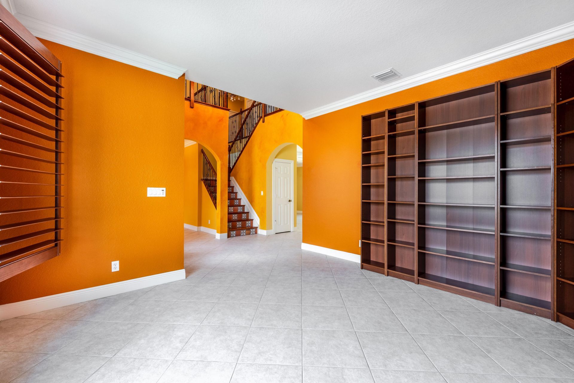 112 Isola Circle, Royal Palm Beach, FL 33411 Photo