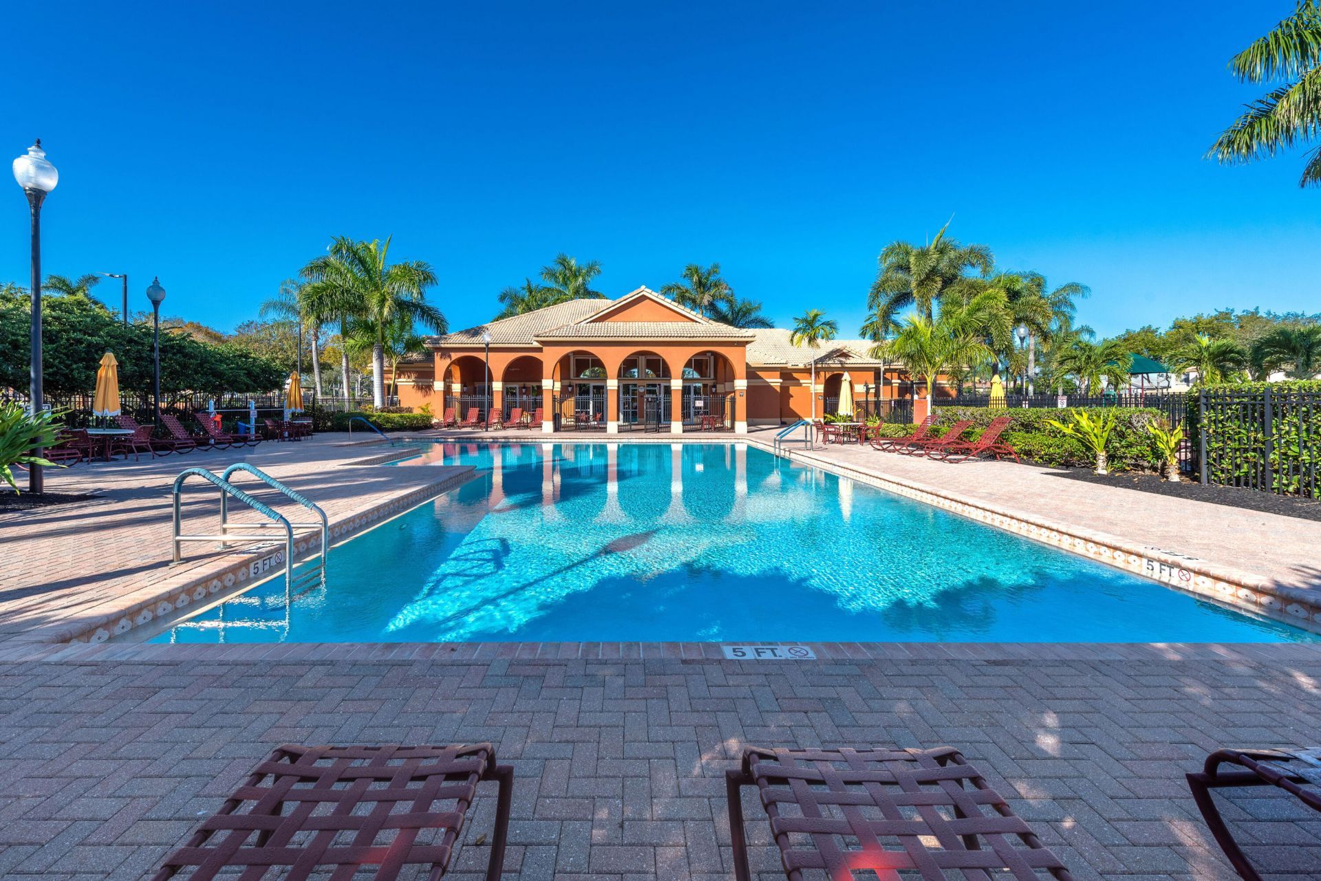 112 Isola Circle, Royal Palm Beach, FL 33411 Photo