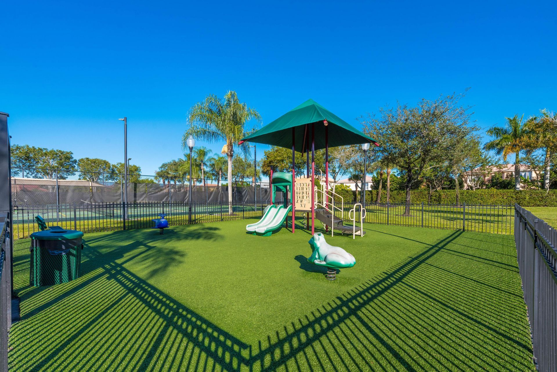 112 Isola Circle, Royal Palm Beach, FL 33411 Photo