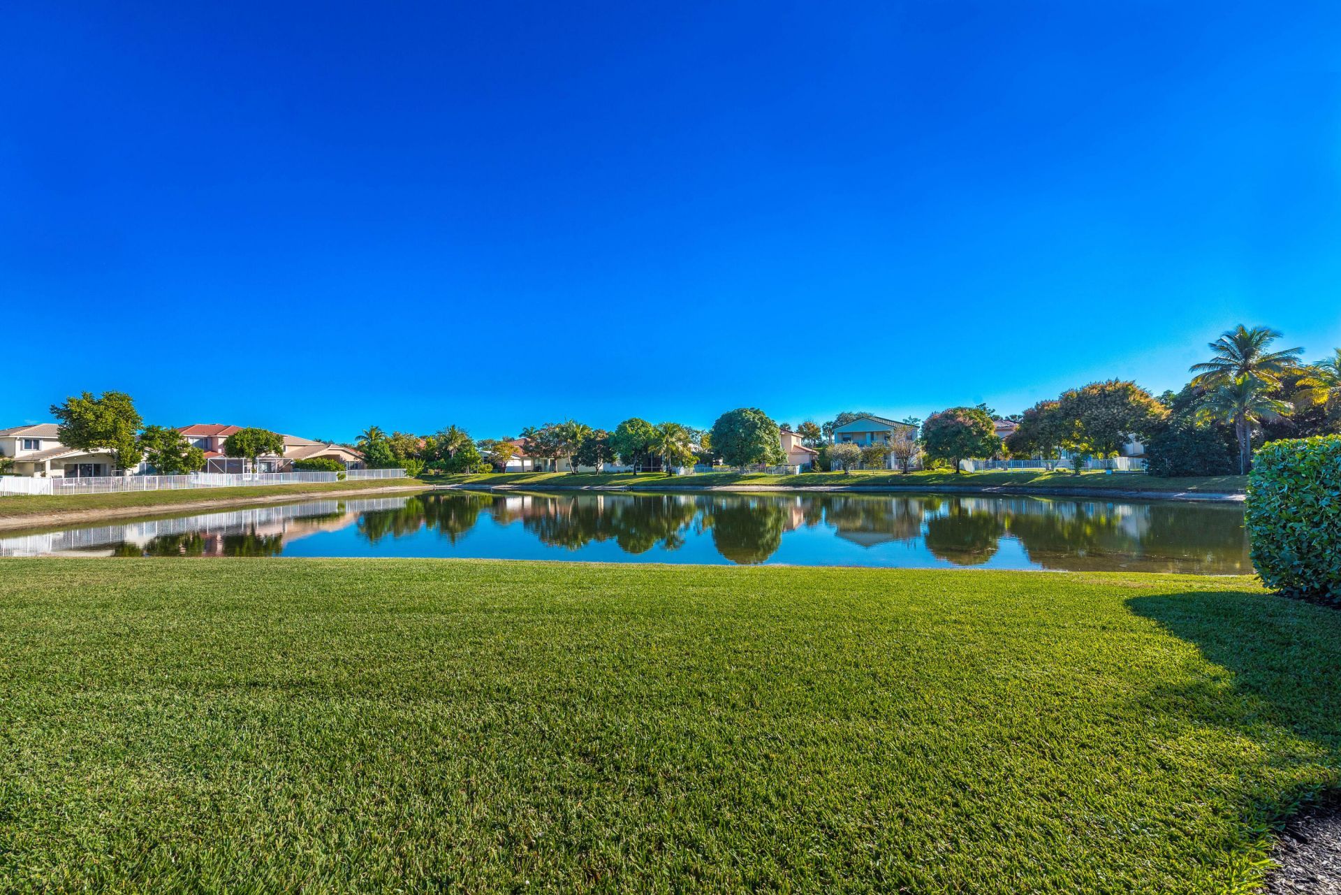 112 Isola Circle, Royal Palm Beach, FL 33411 Photo
